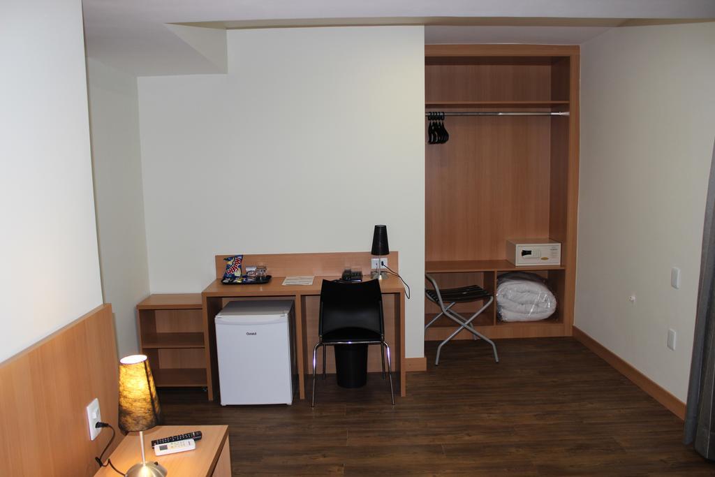 Vertentes Suites Hotel Conselheiro Lafaiete Bagian luar foto