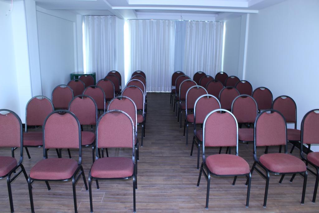 Vertentes Suites Hotel Conselheiro Lafaiete Bagian luar foto